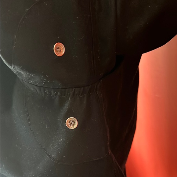 Liz Golf by Liz Claiborne Black V-Neck windbreaker Pullover Top - Picture 14 of 16